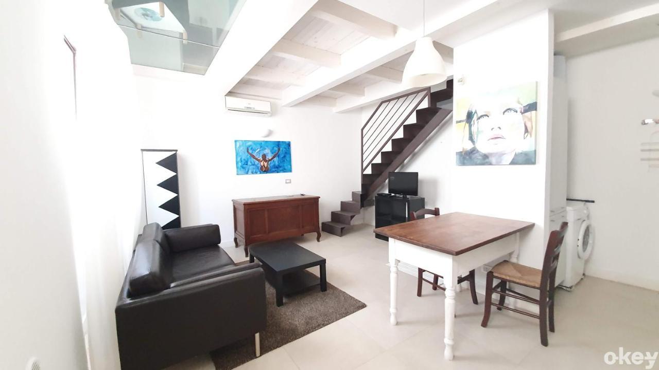 Urban Cottage - Casa Vacanze バーリ エクステリア 写真