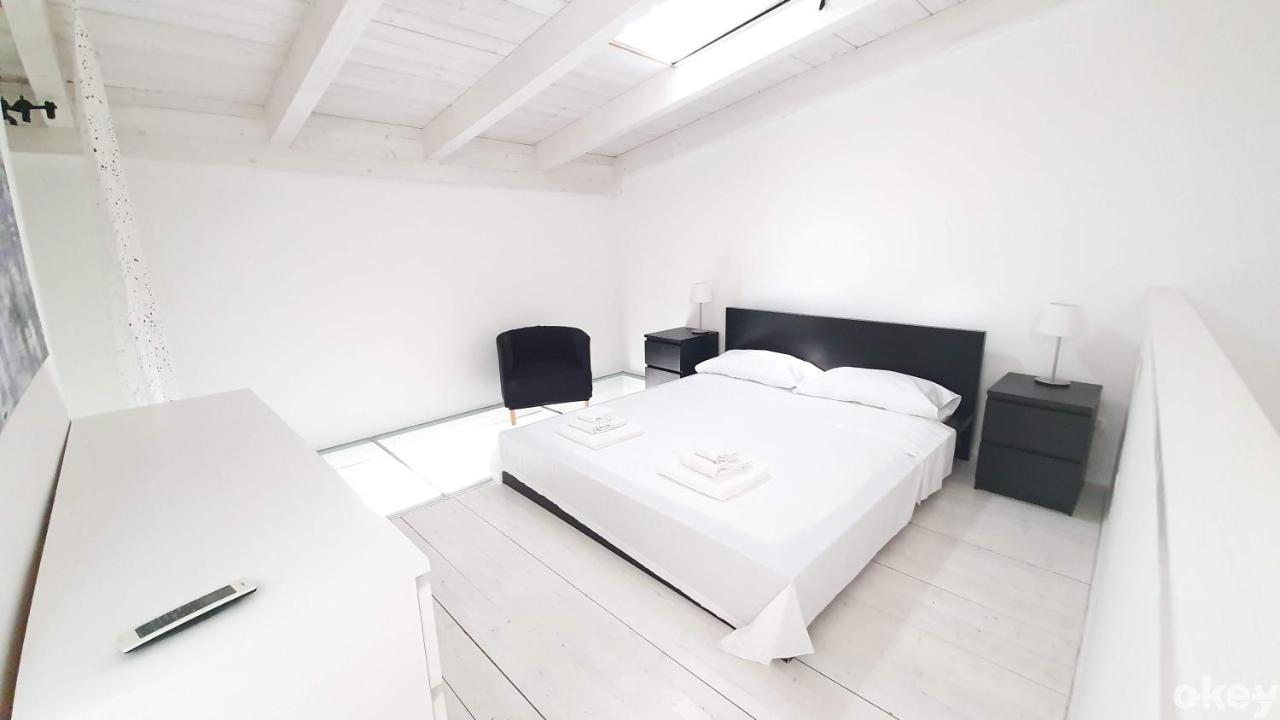 Urban Cottage - Casa Vacanze バーリ エクステリア 写真